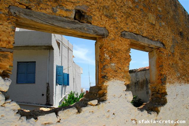 Photo report of a trip around Sfakia, Crete, May 2006